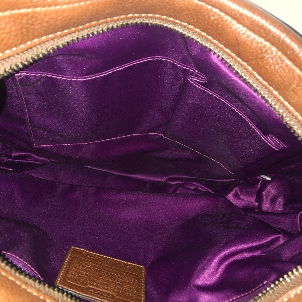 Purse - Picture 2 of 3